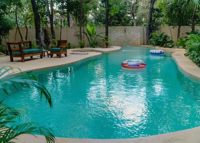 Holiday home Private 6br Jungle Compound With Rooftop Pool *