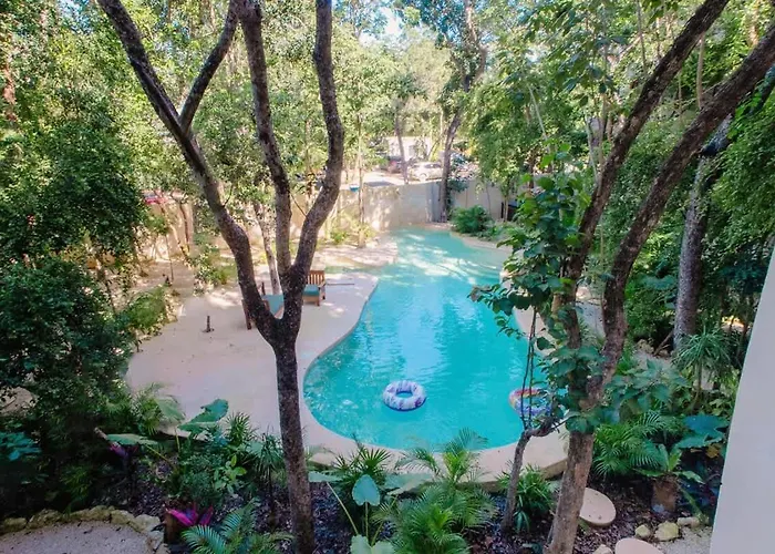 Holiday home Private 6br Jungle Compound With Rooftop Pool *