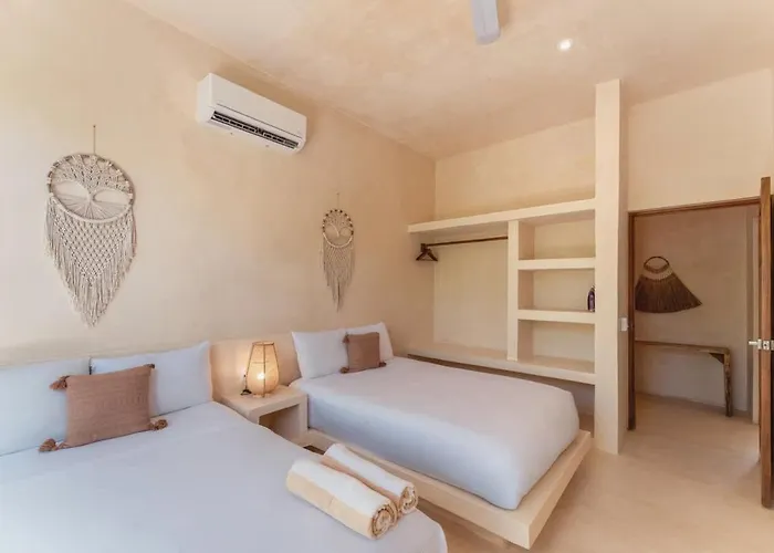 Holiday home Private 6br Jungle Compound With Rooftop Pool *